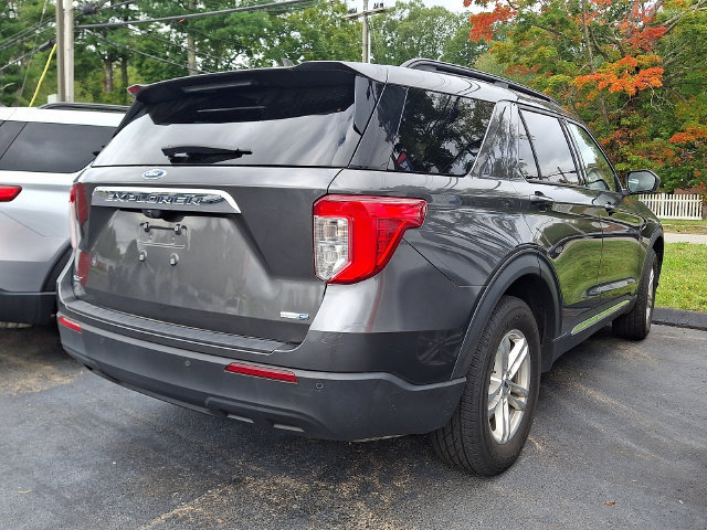 Certified 2020 Ford Explorer XLT w/ Comfort Package AWD/4WD image 4