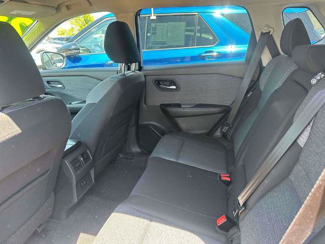 Used 2022 Nissan Rogue SV AWD/4WD image 10