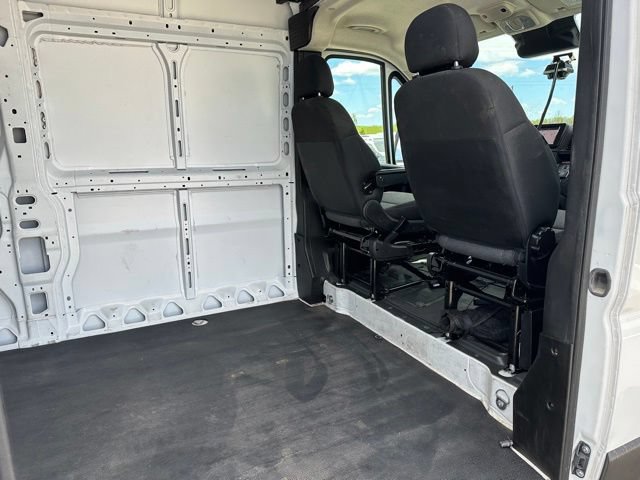 Used 2025 RAM ProMaster 2500 w/ Convenience Group FWD image 10