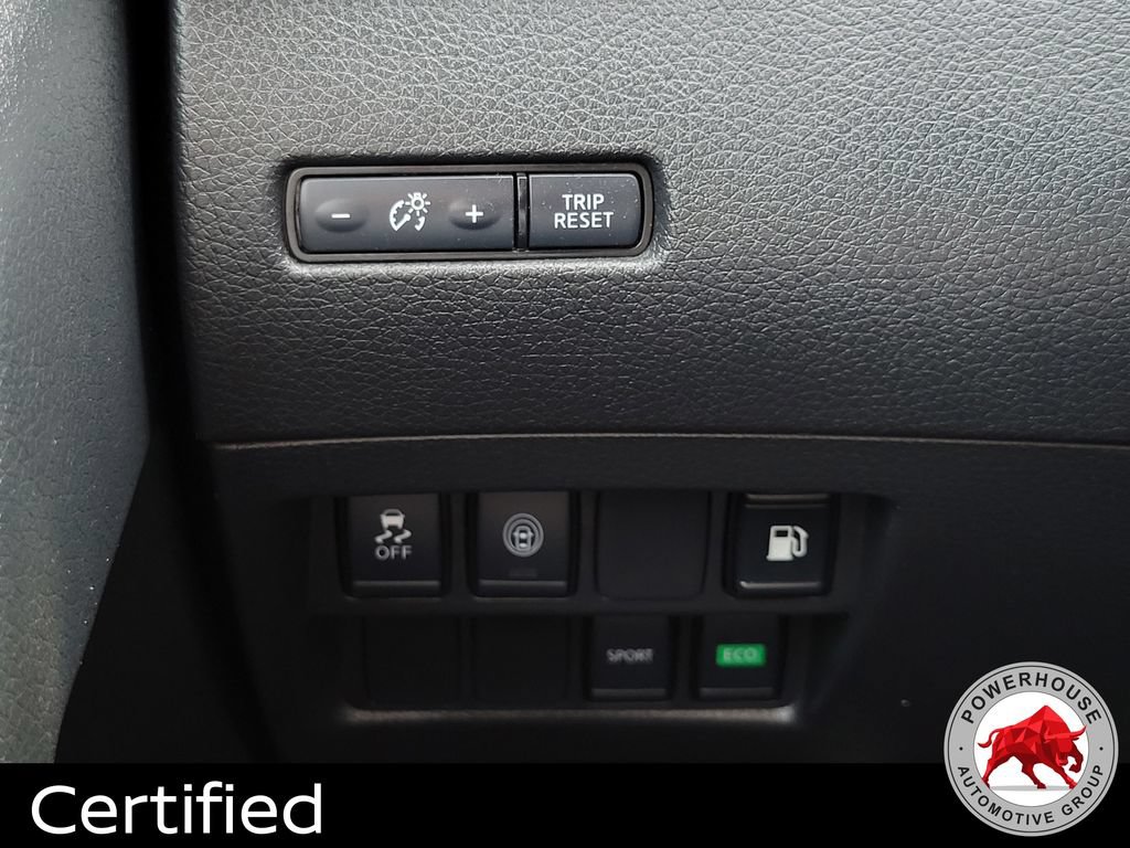 Used 2020 Nissan Rogue S FWD image 27