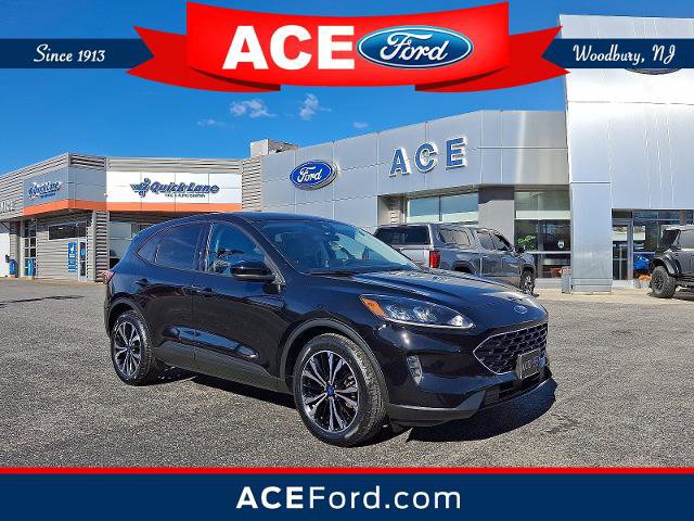 Certified 2022 Ford Escape SE w/ SE Sport Appearance Package image 1