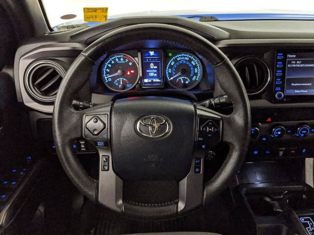 Used 2020 Toyota Tacoma TRD Off-Road w/ Technology Package AWD/4WD image 11
