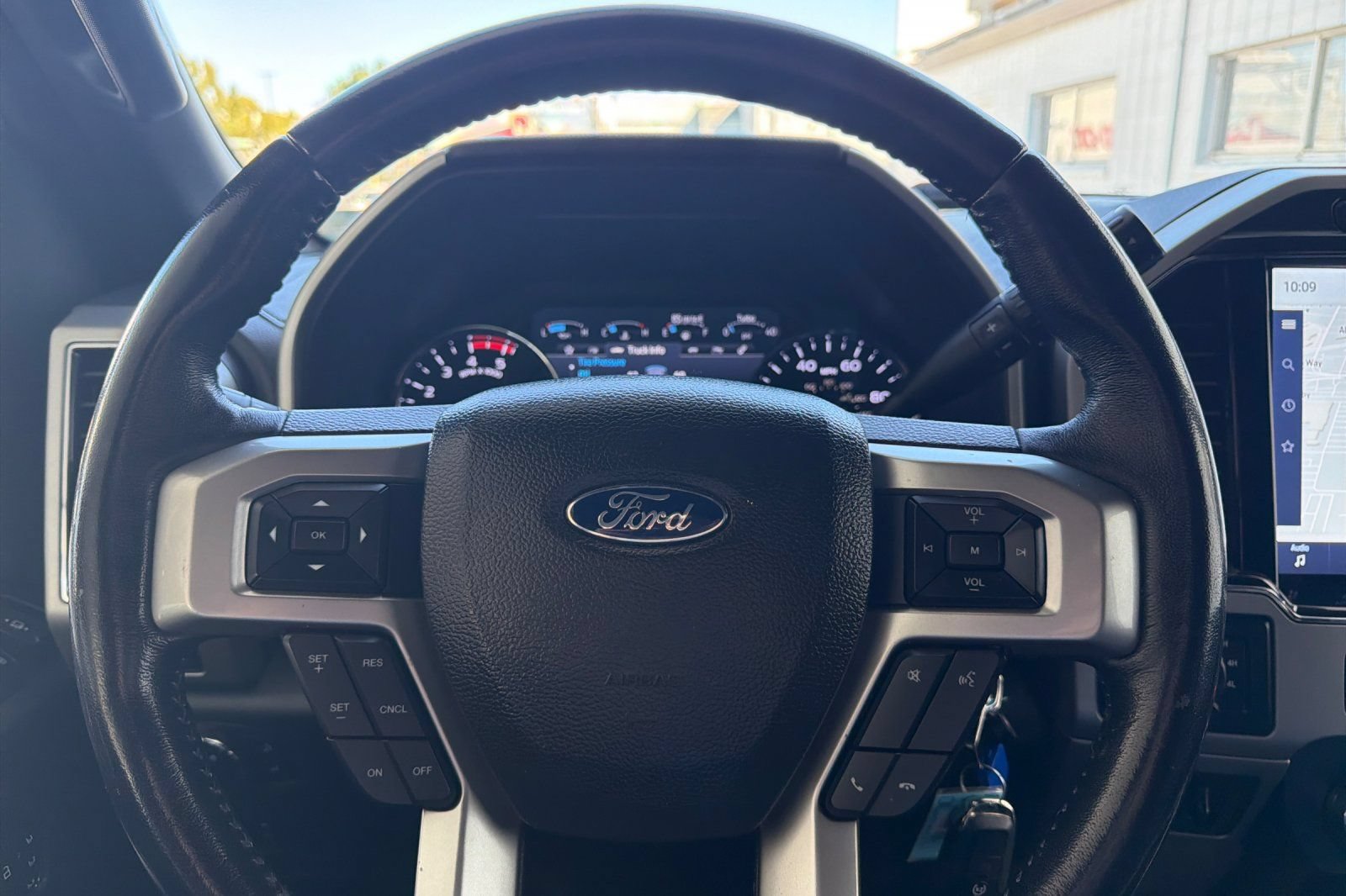 Certified 2022 Ford F250 Lariat AWD/4WD image 26