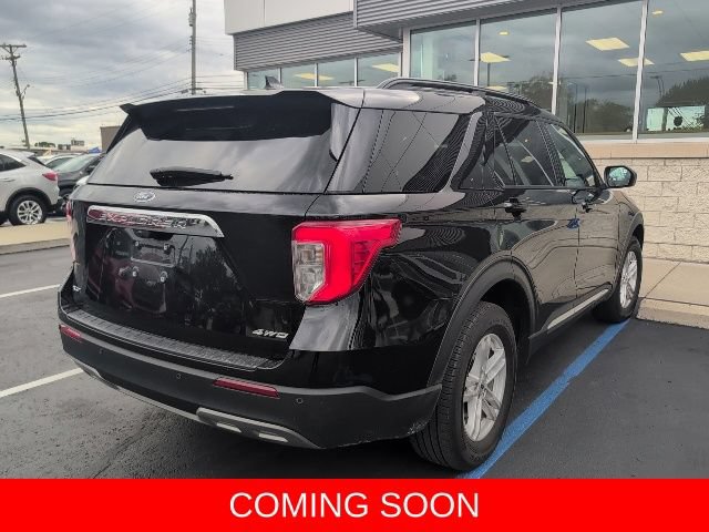 Certified 2023 Ford Explorer XLT w/ Equipment Group 202A AWD/4WD image 8