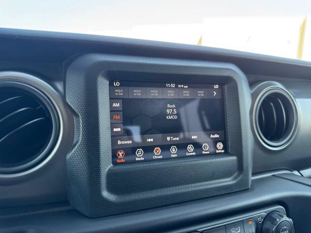 Used 2023 Jeep Gladiator Sport AWD/4WD image 23