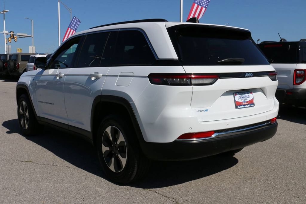 Used 2024 Jeep Grand Cherokee Limited 4xe AWD/4WD image 7