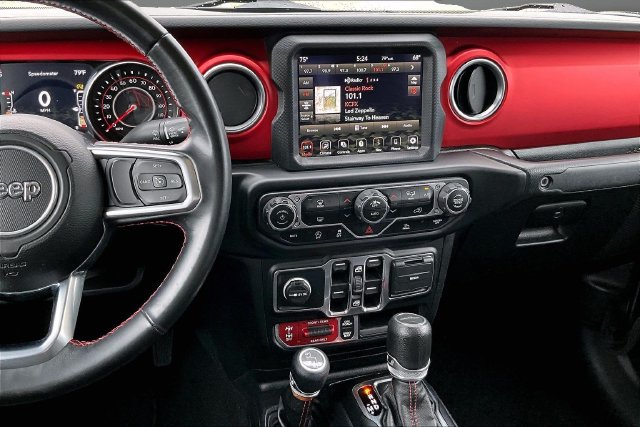 Used 2021 Jeep Gladiator Rubicon AWD/4WD image 10