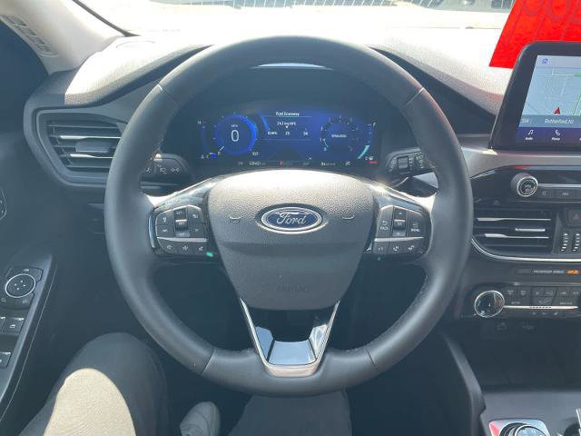 Certified 2022 Ford Escape Titanium image 14