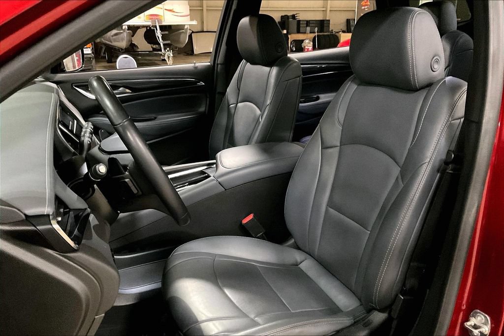 Used 2024 Buick Enclave Premium AWD/4WD image 23