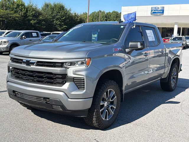 Used 2023 Chevrolet Silverado 1500 RST w/ Convenience Package II AWD/4WD image 3