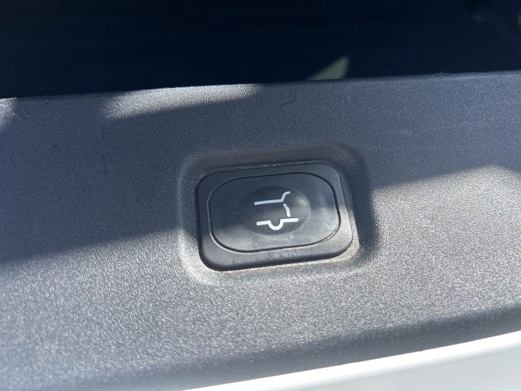 Certified 2025 Ford Expedition Active AWD/4WD image 21