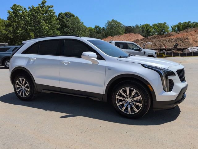 Used 2022 Cadillac XT4 Sport w/ Safety Alert Package image 7