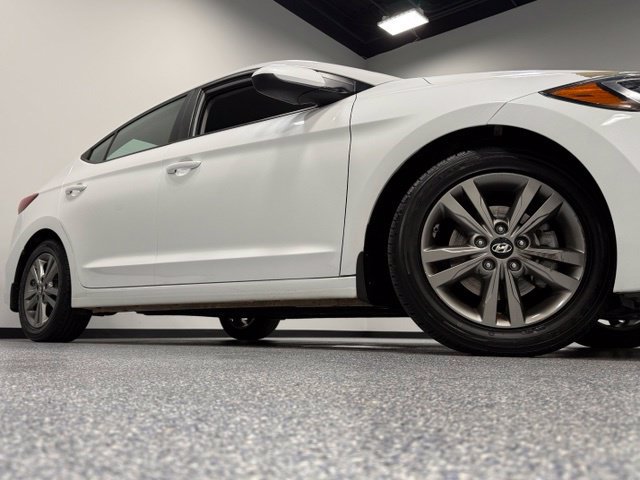 Used 2018 Hyundai Elantra SEL FWD image 3