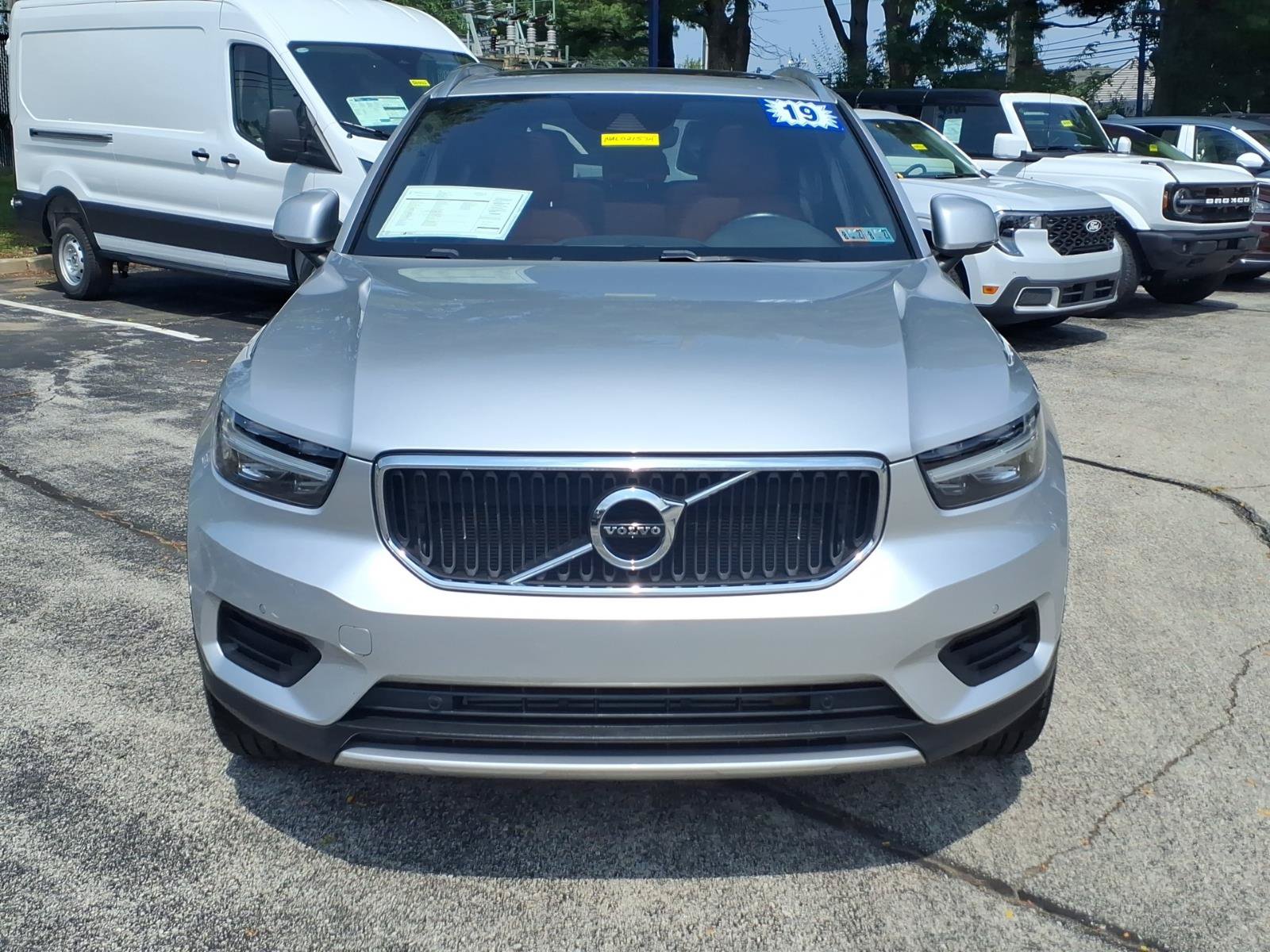 Used 2019 Volvo XC40 T5 Momentum AWD/4WD image 8