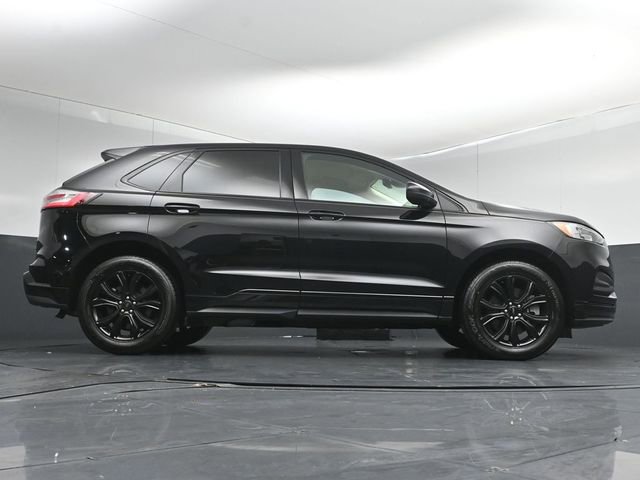 Certified 2024 Ford Edge SE w/ Black Appearance Package AWD/4WD image 43