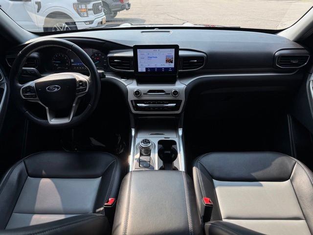 Certified 2024 Ford Explorer XLT w/ Equipment Group 202A AWD/4WD image 14