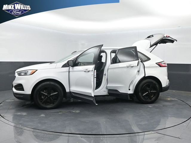 Certified 2019 Ford Edge SE FWD image 28
