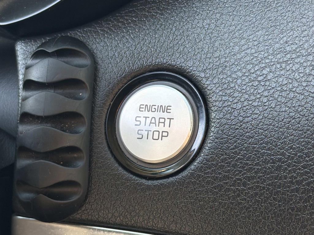 Used 2019 Kia Stinger image 15