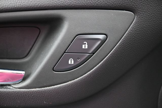 Used 2024 Chevrolet Equinox LT AWD/4WD image 15