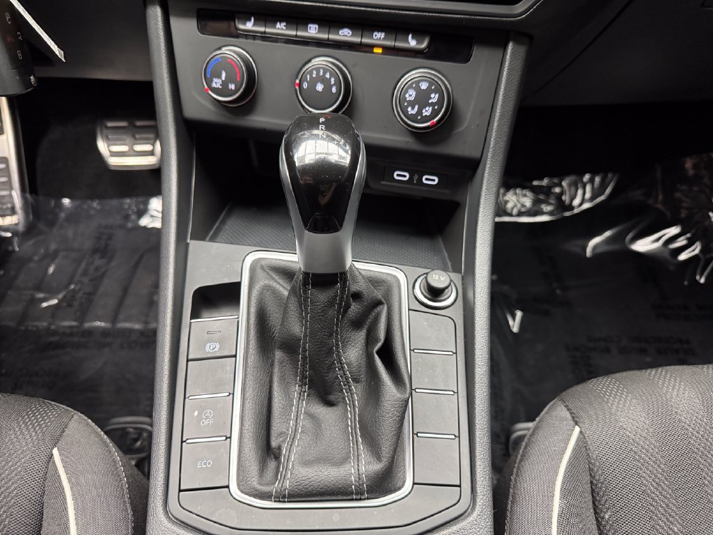 Used 2024 Volkswagen Jetta Sport FWD image 18