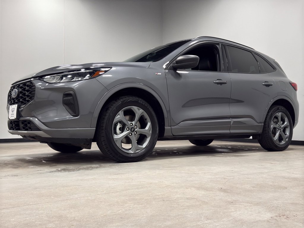 Certified 2024 Ford Escape ST-Line image 4