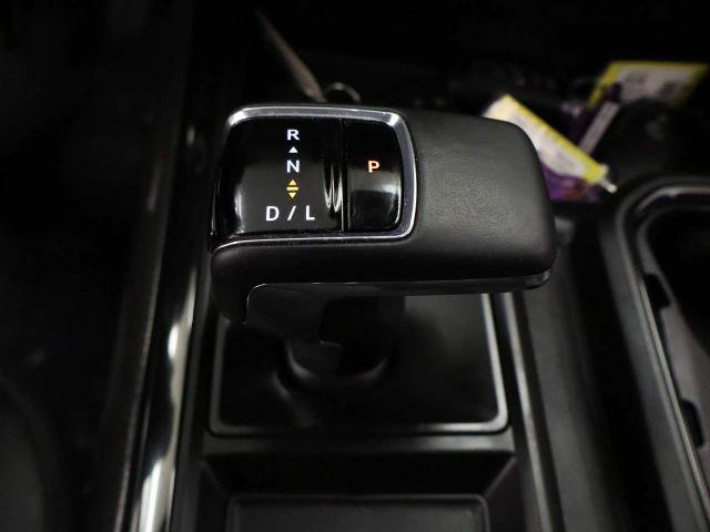 Used 2025 Chevrolet Silverado 1500 ZR2 w/ Technology Package image 22