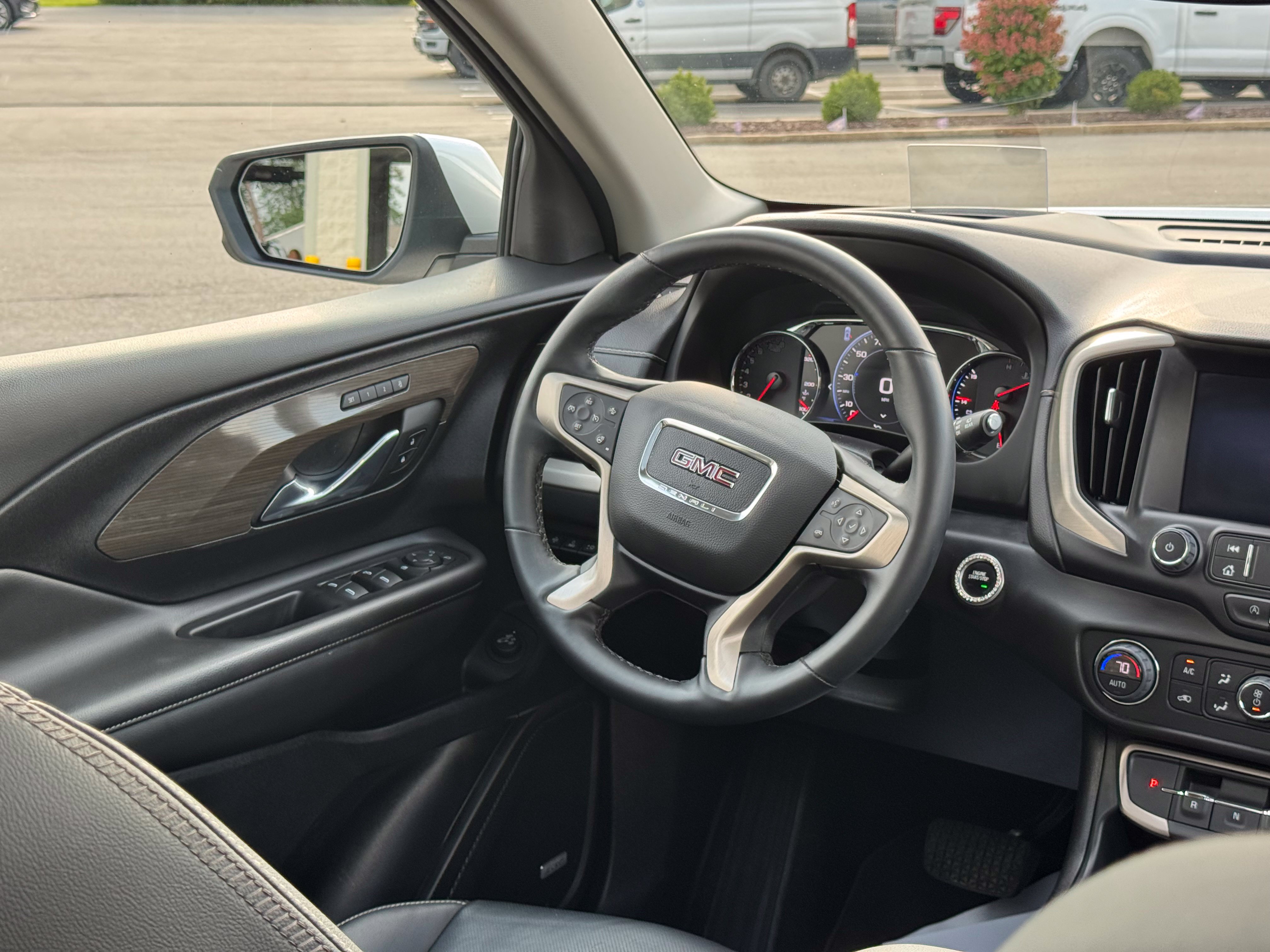 Used 2023 GMC Terrain Denali AWD/4WD image 15