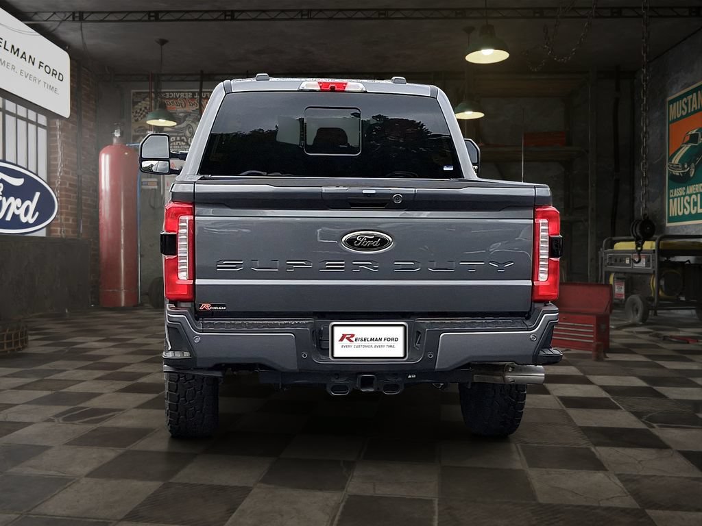 Certified 2025 Ford F250 XLT w/ Black Appearance Package AWD/4WD image 5