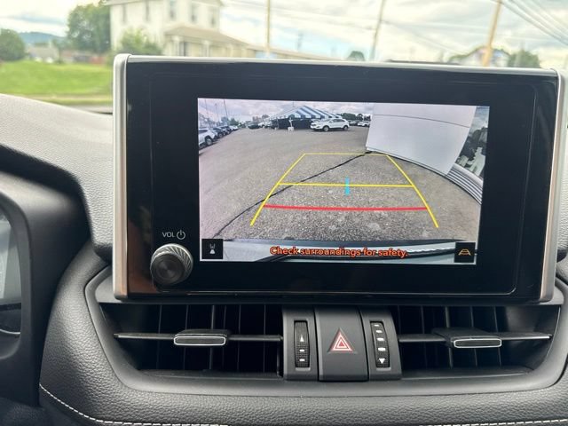 Used 2023 Toyota RAV4 XLE Premium AWD/4WD image 21