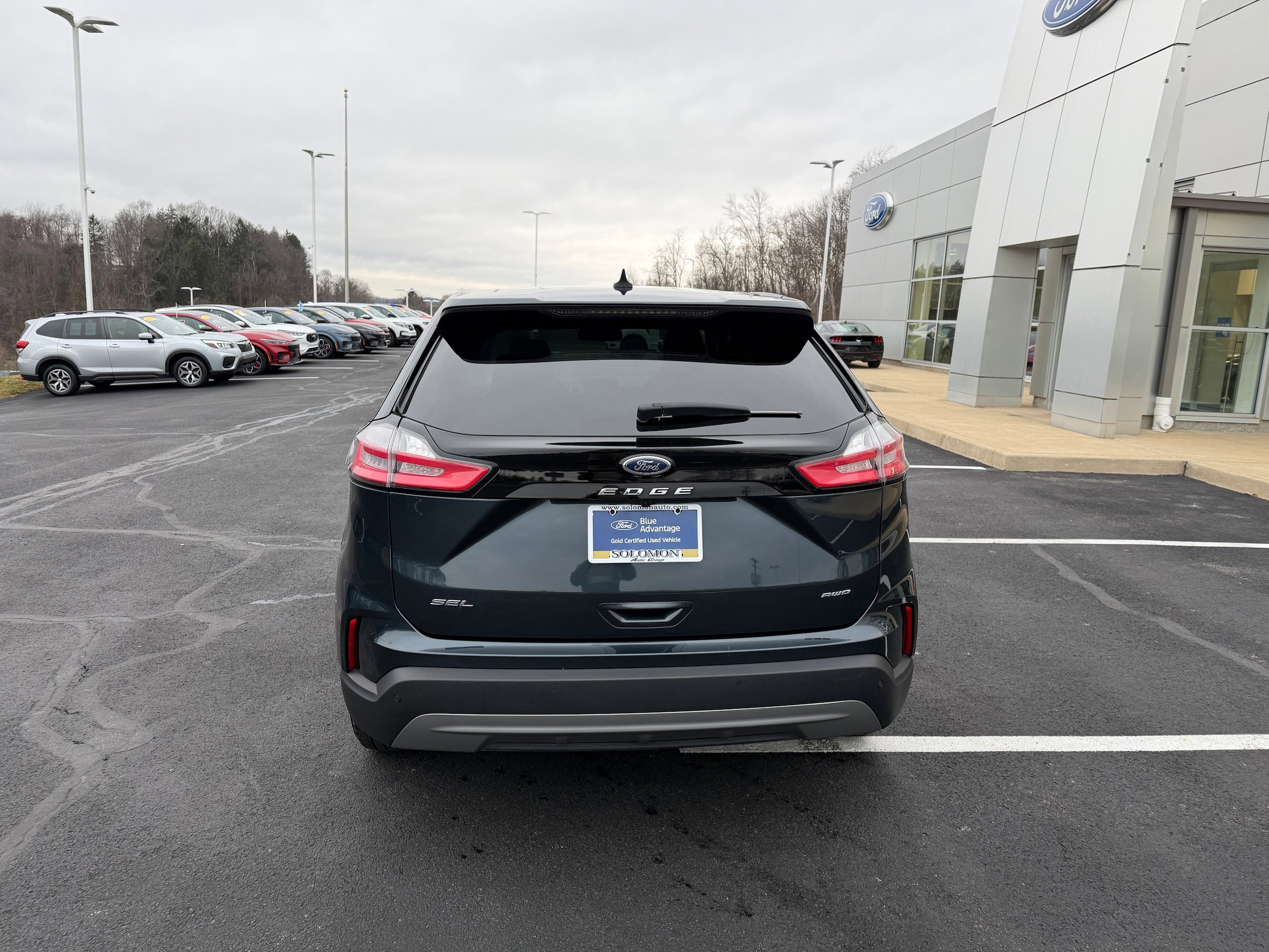 Certified 2024 Ford Edge SEL w/ Convenience Package AWD/4WD image 6