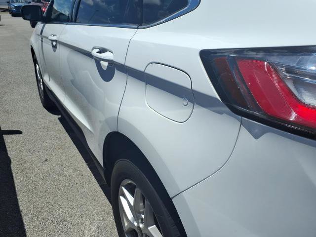 Certified 2024 Ford Edge SEL w/ Convenience Package AWD/4WD image 16