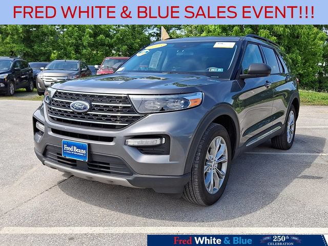 Certified 2023 Ford Explorer XLT w/ Equipment Group 202A AWD/4WD image 4