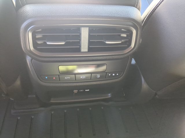 Used 2025 Honda Pilot EX-L image 31