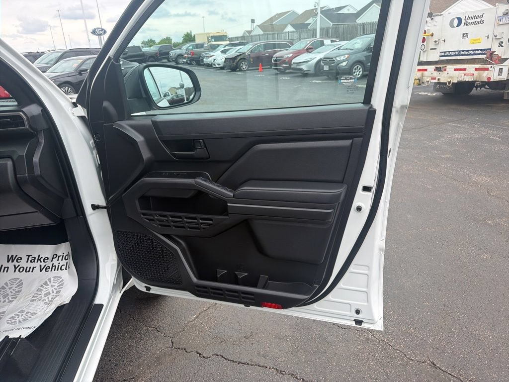 Used 2024 Toyota Tacoma SR RWD image 33