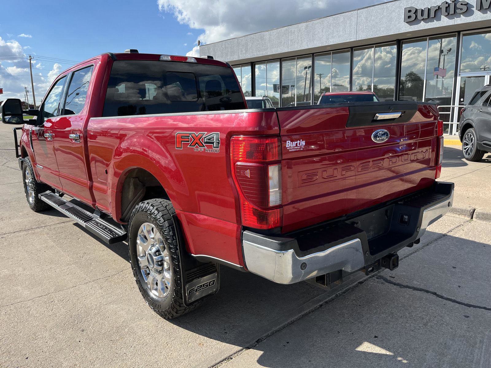 Certified 2021 Ford F250 Lariat w/ Chrome Package image 3