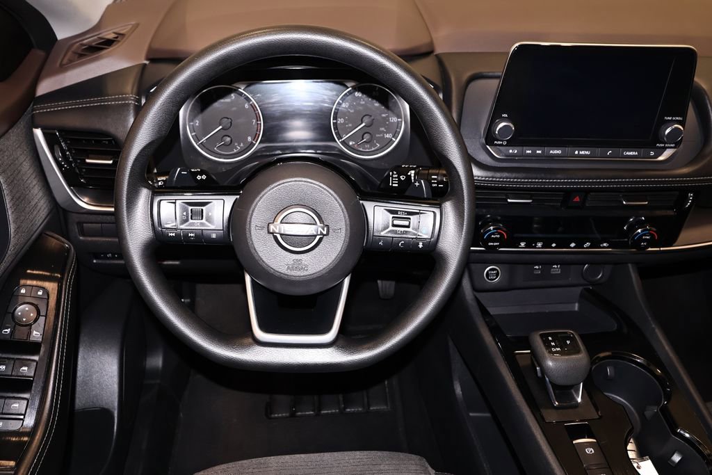 Used 2022 Nissan Rogue SV FWD image 21