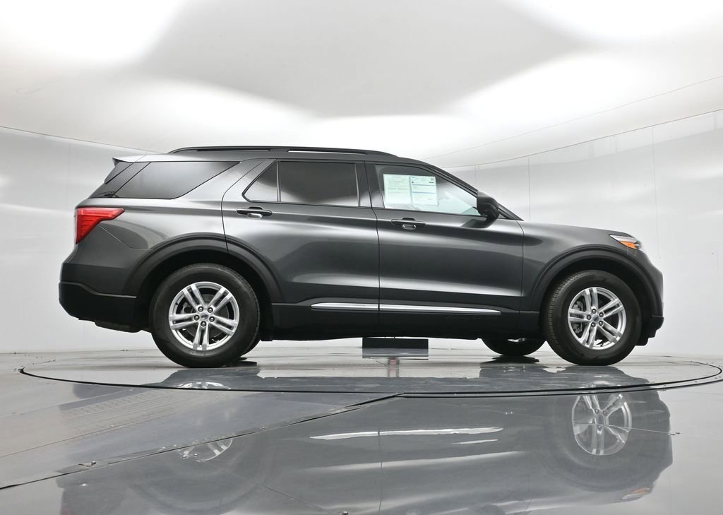 Certified 2020 Ford Explorer XLT image 13