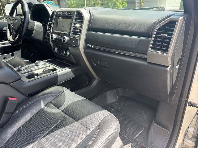 Certified 2018 Ford Expedition XLT w/ Equipment Group 202A AWD/4WD image 13