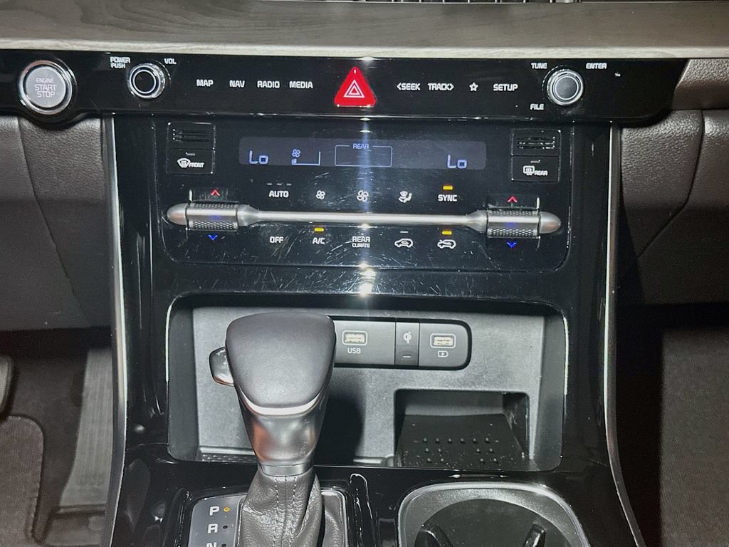 Used 2024 Kia Carnival SX FWD image 16