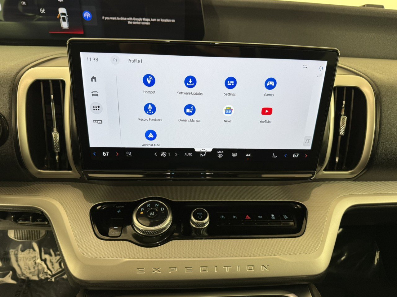 Certified 2025 Ford Expedition Active AWD/4WD image 23