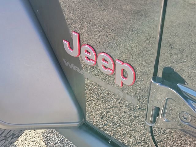 Used 2023 Jeep Wrangler Unlimited Rubicon w/ Cold Weather Group image 7