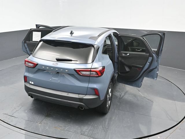 Certified 2025 Ford Escape ST-Line Select AWD/4WD image 23