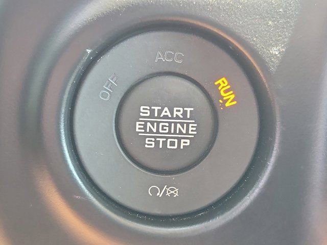 Used 2021 Jeep Wrangler Sport image 26