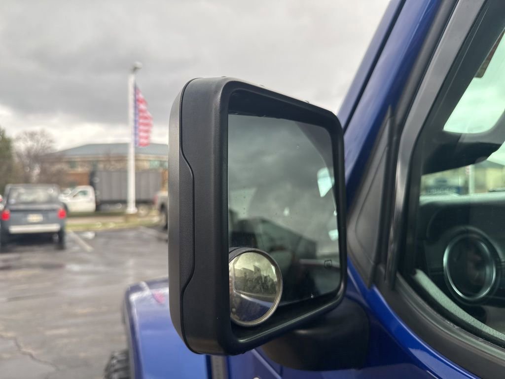 Used 2019 Jeep Wrangler Unlimited Sahara w/ Uconnect 4C Nav & Sound Group image 19