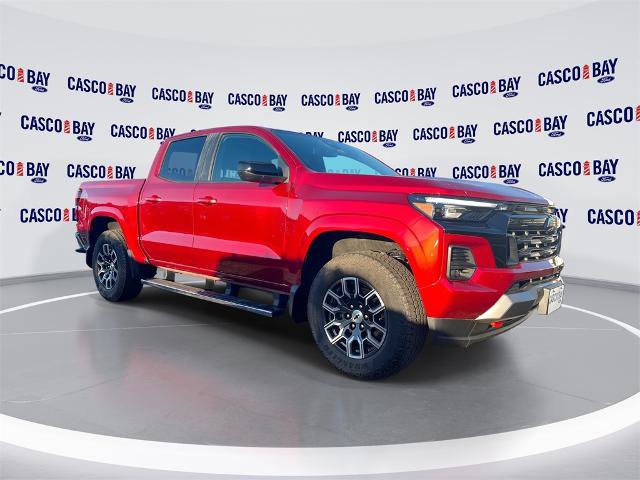 Used 2024 Chevrolet Colorado Z71 w/ Z71 Convenience Package 2