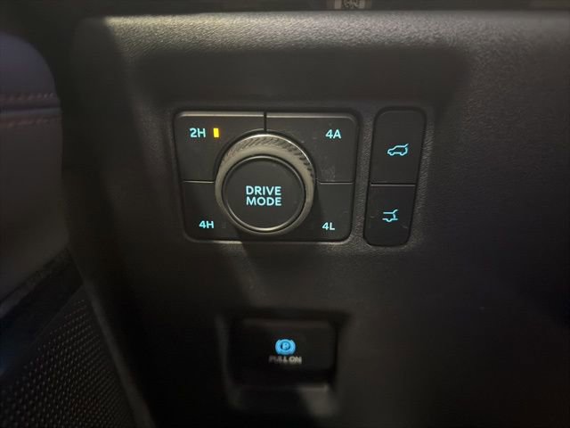 Certified 2025 Ford Expedition Active image 34