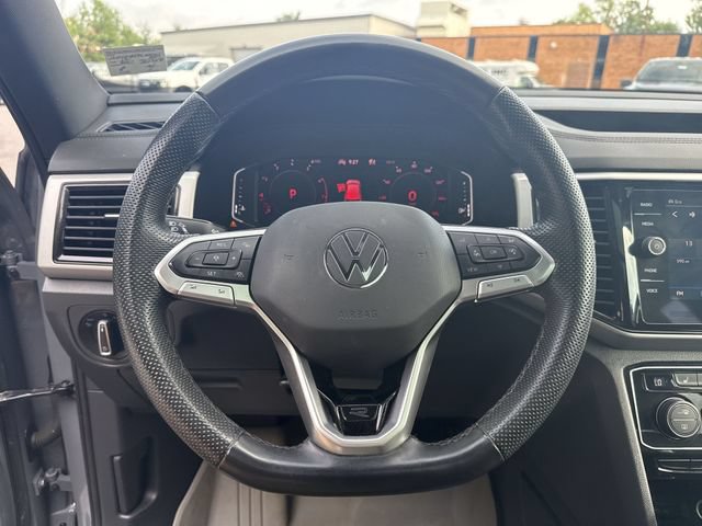 Used 2023 Volkswagen Atlas Cross Sport SEL R-Line AWD/4WD image 14