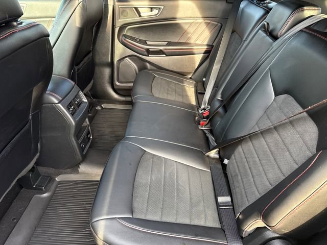 Certified 2022 Ford Edge ST-Line AWD/4WD image 16