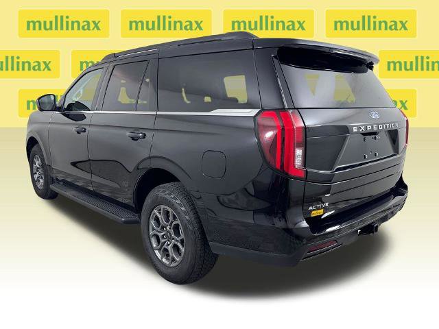 Certified 2025 Ford Expedition Active RWD image 11