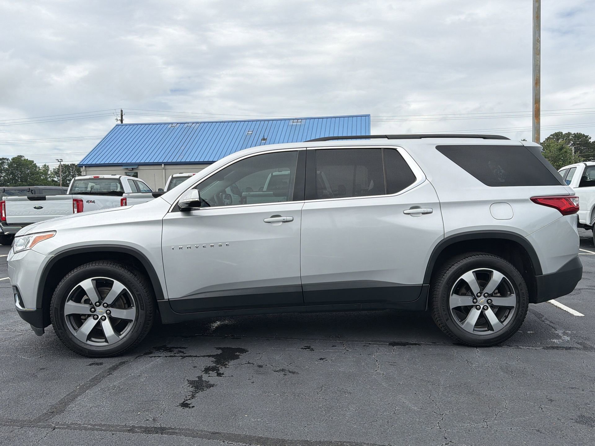 Used 2019 Chevrolet Traverse LT w/ LT Premium Package FWD image 23
